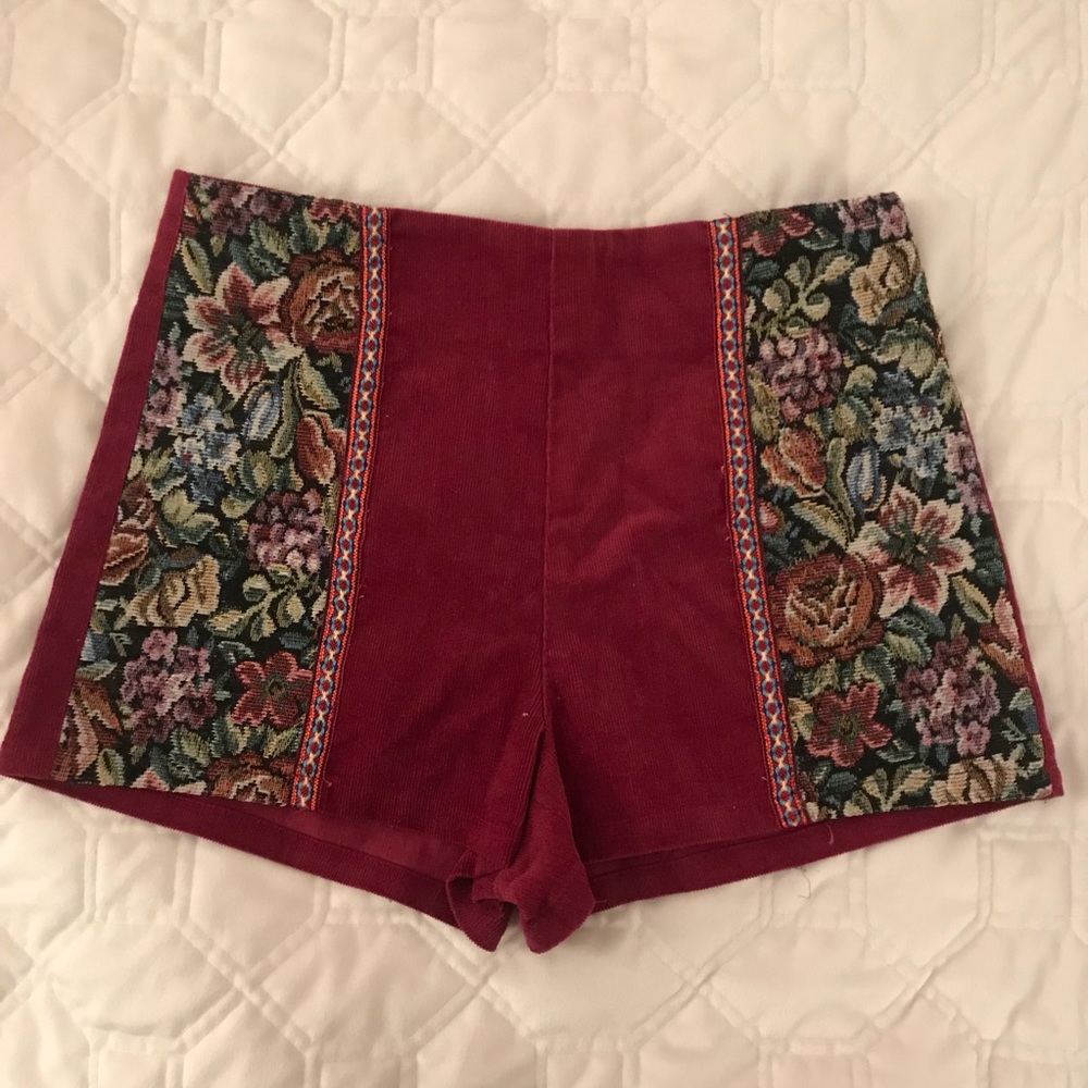 Vintage-Inspired Burgundy Floral Panel Women's Shorts
